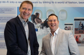 ep interlnkd y viasat ofreceran compras a bordo a los pasajeros de las aerolineas