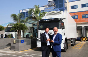 ep iveco entrega a disfrimur el primer camion pesado 100 electrico de la marca en espana