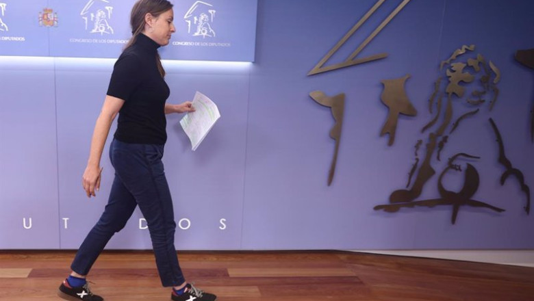 ep la portavoz de la cup en el congreso mireia vehi a su salida de una rueda de prensa ep la portavoz de la cup en el congreso mireia vehi a su salida de una rueda de prensa