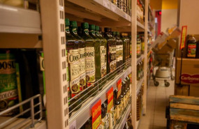 ep seccion del aceite de oliva en un supermercado de madrid