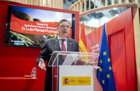 ep archivo   el ministro de agricultura luis planas inaugura fruit attraction 2024 feria