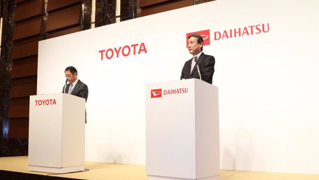 ep archivo foto de archivo de un acuerdo entre toyota y daihatsu ep archivo foto de archivo de un acuerdo entre toyota y daihatsu