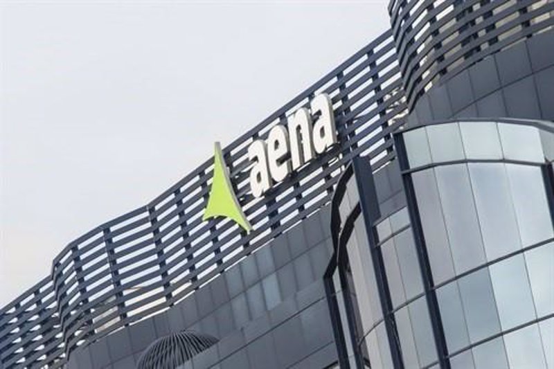 JP Morgan da una de cal y otra de arena a Aena antes de sus resultados