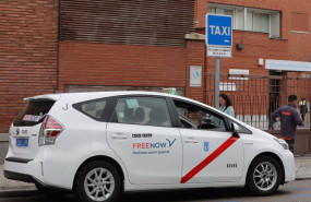 ep archivo   un taxi aparcado a 17 de octubre de 2022 en madrid