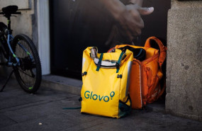 ep archivo   una mochila de glovo en una calle del centro de madrid a 21 de septiembre de 2022 en