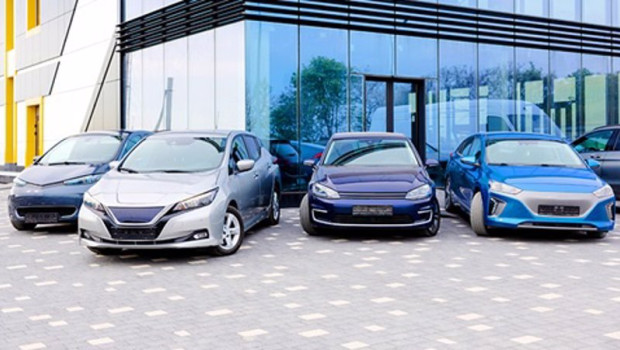 ep cinco marcas de coches electricos rebajan entre 4000 y 7000 euros el precio de sus modelos en