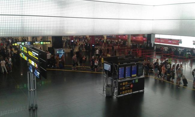 Colas en el Aeropuerto de el Prat de Barcelona | EUROPA PRESS ep colasaeropuertopratbarcelona