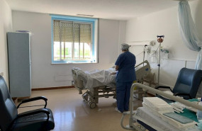 ep el hospital regional de malaga crea una unidad para el ingreso de pacientes de covid-19