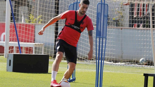ep el jugador del sevilla sergio escudero