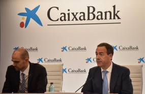 ep i-d director ejecutivointervencion controlgestioncapital de caixabank matthias bulach yconsejero delegadocaixabank gonzalo gortazar durantepresentacionlos resultadosla entidad correspondienteslos seis primeros ep i-d director ejecutivointervencion controlgestioncapital de caixabank matthias bulach yconsejero delegadocaixabank gonzalo gortazar durantepresentacionlos resultadosla entidad correspondienteslos seis primeros