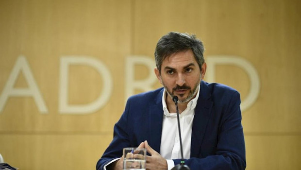 ep imagen de recurso del delegado de familias igualdad y bienestar social jose aniorte durante una