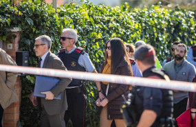 ep la comitiva judicial visita el escenario del crimen de la guardia urbana con la acusada rosa