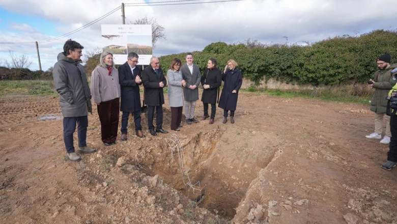Las instituciones promotoras del proyecto han asistido al acto de inicio de las obras de la sede de Laguardia | Iñaki Berasaluce - Europa Press ep las instituciones promotoras del proyecto han asistido al acto de inicio de las obras de la sede
