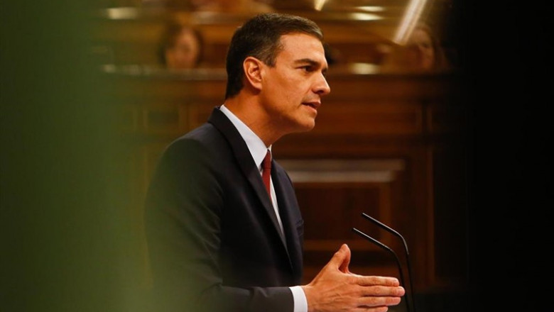 El presidente del Gobierno en funciones y candidato del PSOE a la reelección, Pedro Sánchez, interviene desde la tribuna del Congreso de los Diputados en la primera sesión del debate de investidura a la Presidencia del Gobierno. | Ricardo Rubio - Europa Press ep presidentegobiernofuncionescandidatopsoela reeleccion pedro sanchez intervienela tribunacongresolos diputadosla primera sesiondebateinvestidurala presidenciagobierno