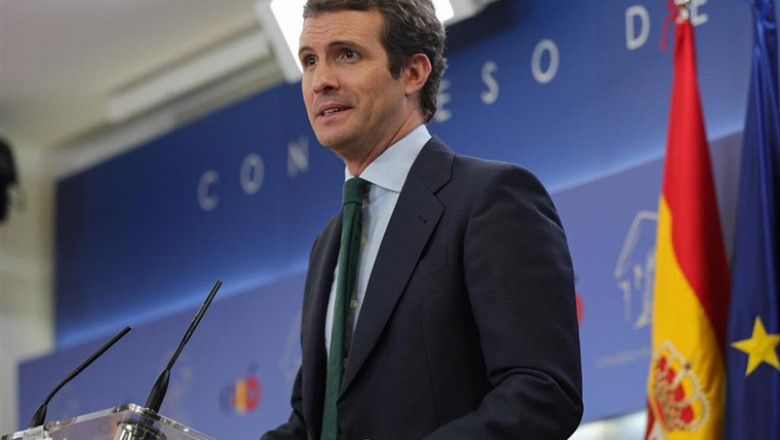 Rueda de prensa del presidente del PP, Pablo Casado, tras reunirse con el presidente del Gobierno en funciones, Pedro Sánchez, en el Congreso de los diputados para hablar sobre la investidura. | Jesús Hellín - Europa Press ep ruedaprensapresidentepp pablo casado tras reunirsepresidentegobiernofunciones pedro sanchez encongresolos diputadoshablarla investidura