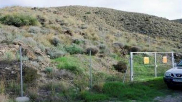 ep vallado en una de las zonas de acceso restringido en palomares cuevas del almanzora almeria