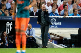 ep 2020 group stage cf valencia - ajax ajax trainer coach erik ten hag during the game cf valencia -