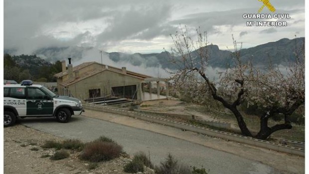 ep alicante- guardia civil detiene22 personasdelitosordenaciont