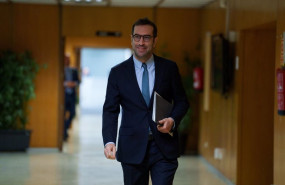 ep archivo el ministro de economia comercio y empresa carlos cuerpo preside la primera reunion del ep archivo el ministro de economia comercio y empresa carlos cuerpo preside la primera reunion del
