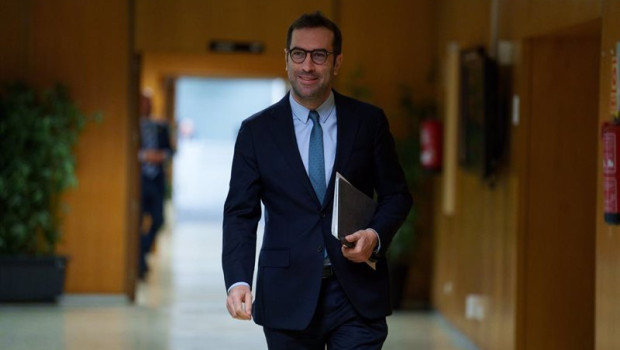 ep archivo el ministro de economia comercio y empresa carlos cuerpo preside la primera reunion del ep archivo el ministro de economia comercio y empresa carlos cuerpo preside la primera reunion del