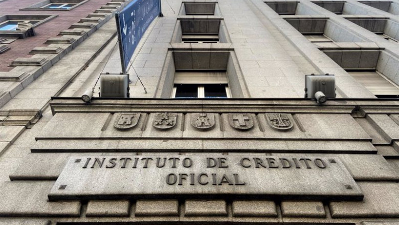 ep archivo una de las puertas de acceso de la sede del ico instituto del credito oficial en el ep archivo una de las puertas de acceso de la sede del ico instituto del credito oficial en el