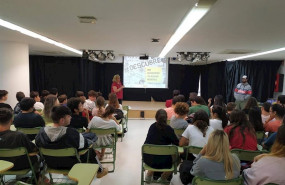 ep charla del programa descubre en un centro de secundaria de cadiz