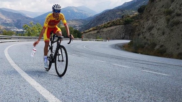 ep ciclista espanol enric mas duranteentrenamiento