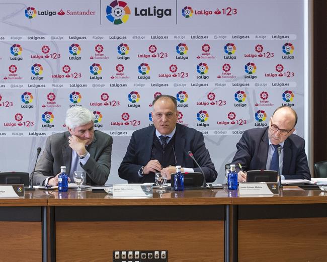Clemente Villaverde, Javier Tebas y Javier Gómez | LALIGA ep clemente villaverde javier tebasjavier gomez