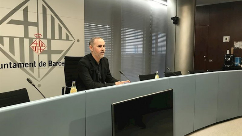 El concejal de Emergencia Climática y Transición Ecológica de Barcelona, Eloi Badia, en rueda de prensa sobre la ZBE, en Barcelona, el 2 de enero de 2020. | EUROPA PRESS ep el concejal de emergencia climatica y transicion ecologica de barcelona eloi badia en rueda de