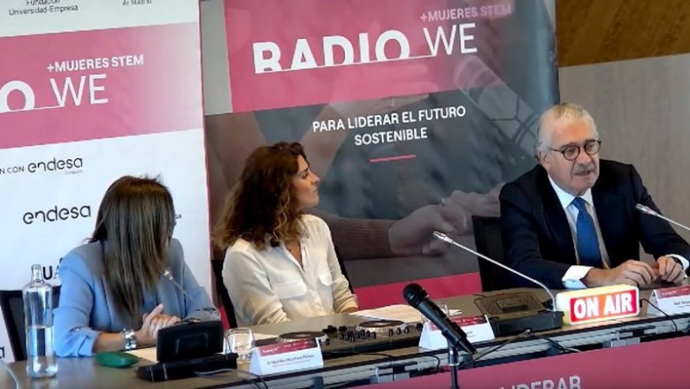 El consejero delegado de Endesa, José Bogas, y la rectora de la Universidad Autónoma de Madrid, Amaya Mendikoetxea, en un evento en Madrid sobre el fomento de las carreras STEM entre las niñas y jóvenes. | ENDESA ep el consejero delegado de endesa jose bogas y la rectora de la universidad autonoma de madrid