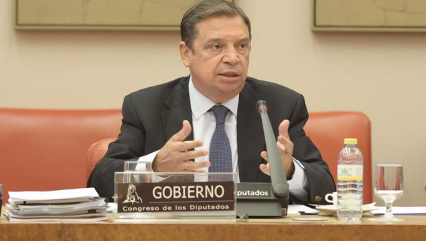 ep el ministro de agricultura pesca y alimentacion luis planas comparece en una comision de