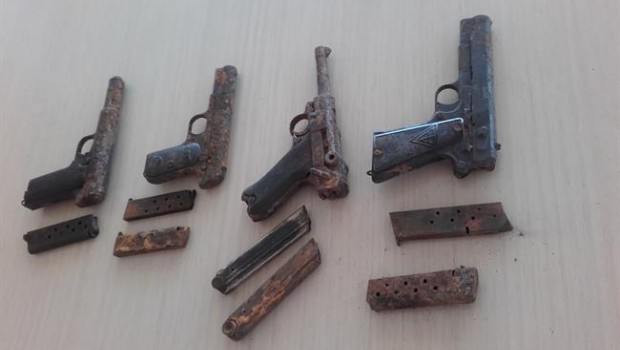 ep imagenlas pistolas encontradas