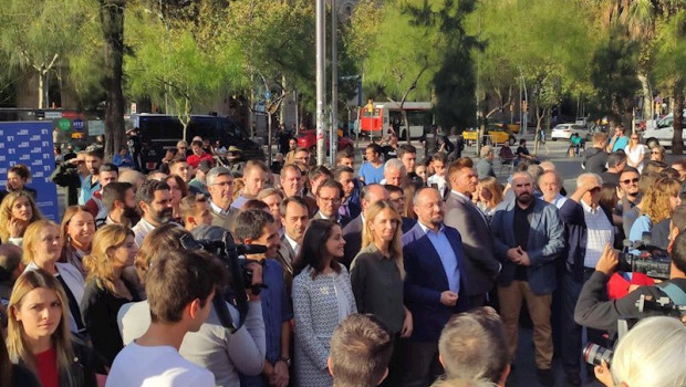 ep la portavoz de cs en el congreso ines arrimadas y la portavoz del pp en el congreso cayetana