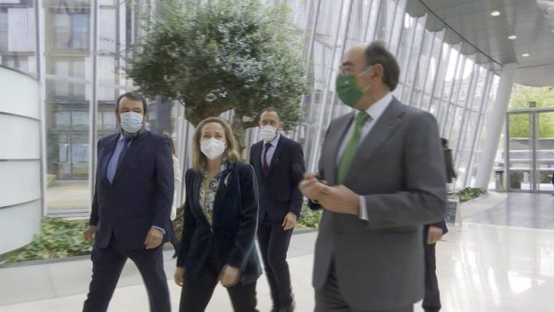 ep la vicepresidenta tercera nadia calvino es recibida por el presidente de iberdrola ignacio