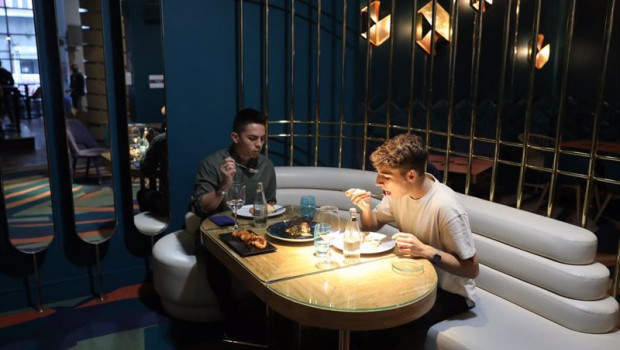 ep larios cafe uno de los bares de copas discotecas salas de baile y de la comunidad de madr