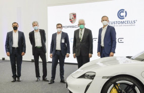 ep porsche invierte decenas de millones para controlar el productor de celdas para baterias