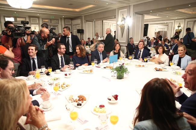 Santamaría, Casado, Maroto y Rafael Hernando en el desayuno con Martínez Maíllo | EUROPA PRESS ep santamaria casado marotorafael hernandodesayunomartinez maillo