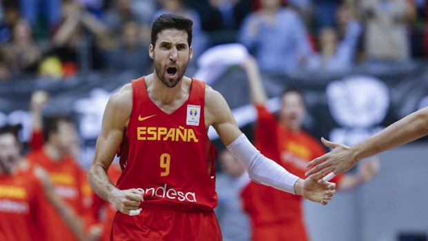 ep sergi vidal jugando con la seleccion espanola