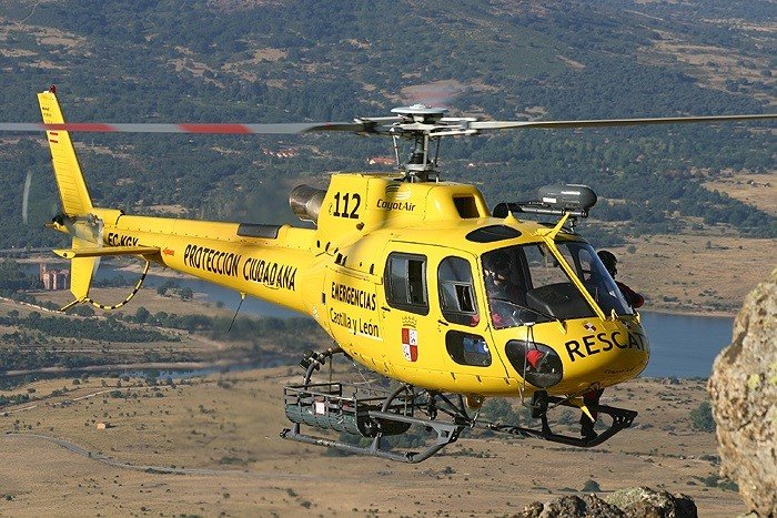 Sucesos.- Rescatado ileso un montañero de 34 años que se quedó enriscado en la Portilla de los Linares (Ávila) | JCYL - Archivo ep sucesos- rescatado ileso un montanero de 34 anos que se quedo enriscado en la portilla de los