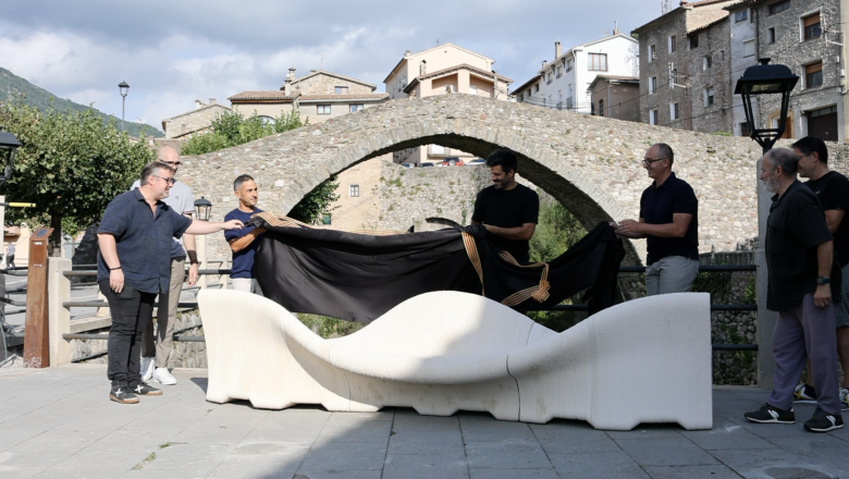 image002 20250923152840 