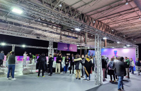 stand lavinia univrse 1 