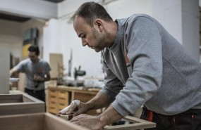trabajador trabajar fabrica