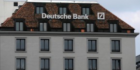 deutsche-bank-envisage-de-se-transformer-en-holding