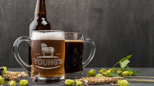 dl youngs pubs young et cos pubco opérateur hospitalité ram ​​pub logo de l'entreprise