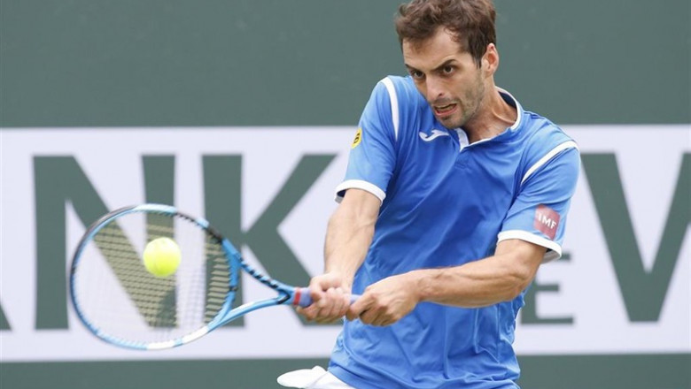 Albert Ramos golpea una bola durante un torneo | Charles Baus/CSM via ZUMA Wire/d / DPA - Archivo ep albert ramos golpeabola durantetorneo