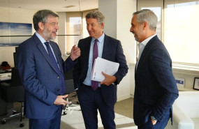 ep archivo alberto nadal con nunez feijoo y juan bravo ep archivo alberto nadal con nunez feijoo y juan bravo