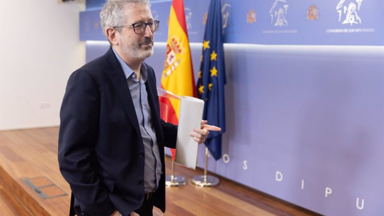 Archivo - El portavoz económico de Sumar, Carlos Martín, llega a una rueda de prensa | Eduardo Parra - Europa Press - Archivo ep archivo el portavoz economico de sumar carlos martin llega a una rueda de prensa