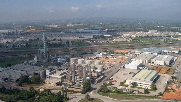 ep archivo   planta de ercros en almussafes valencia