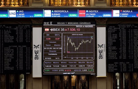 ep archivo   un panel del ibex 35 en el palacio de la bolsa a 7 de octubre de 2022 en madrid espana