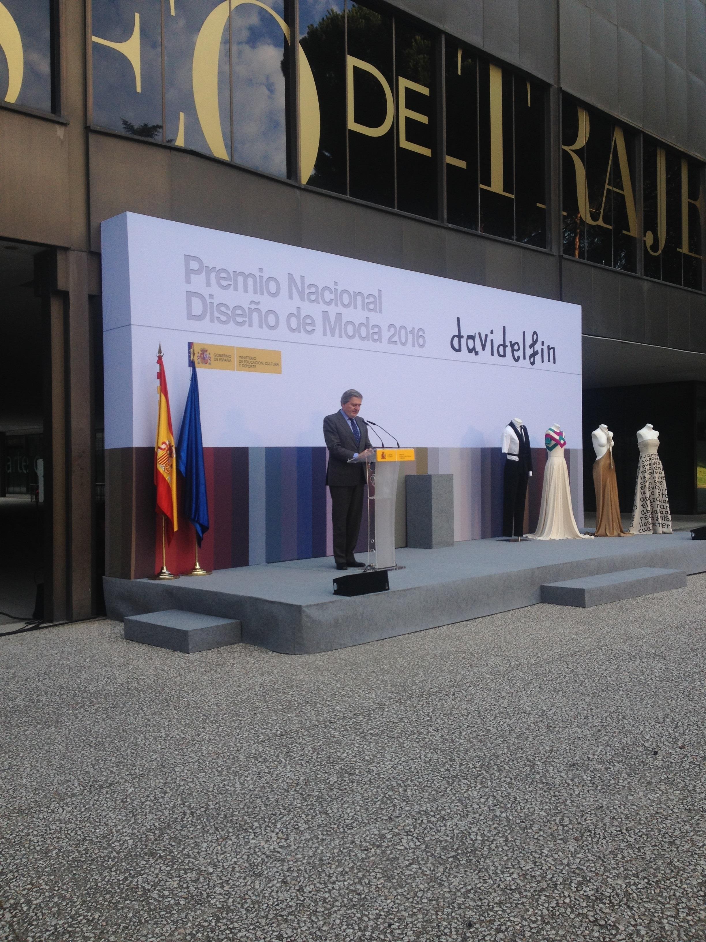 David Delfín, Premio Nacional de Diseño de Moda 2016 | EUROPA PRESS ep david delfin premio nacionaldisenomoda 2016